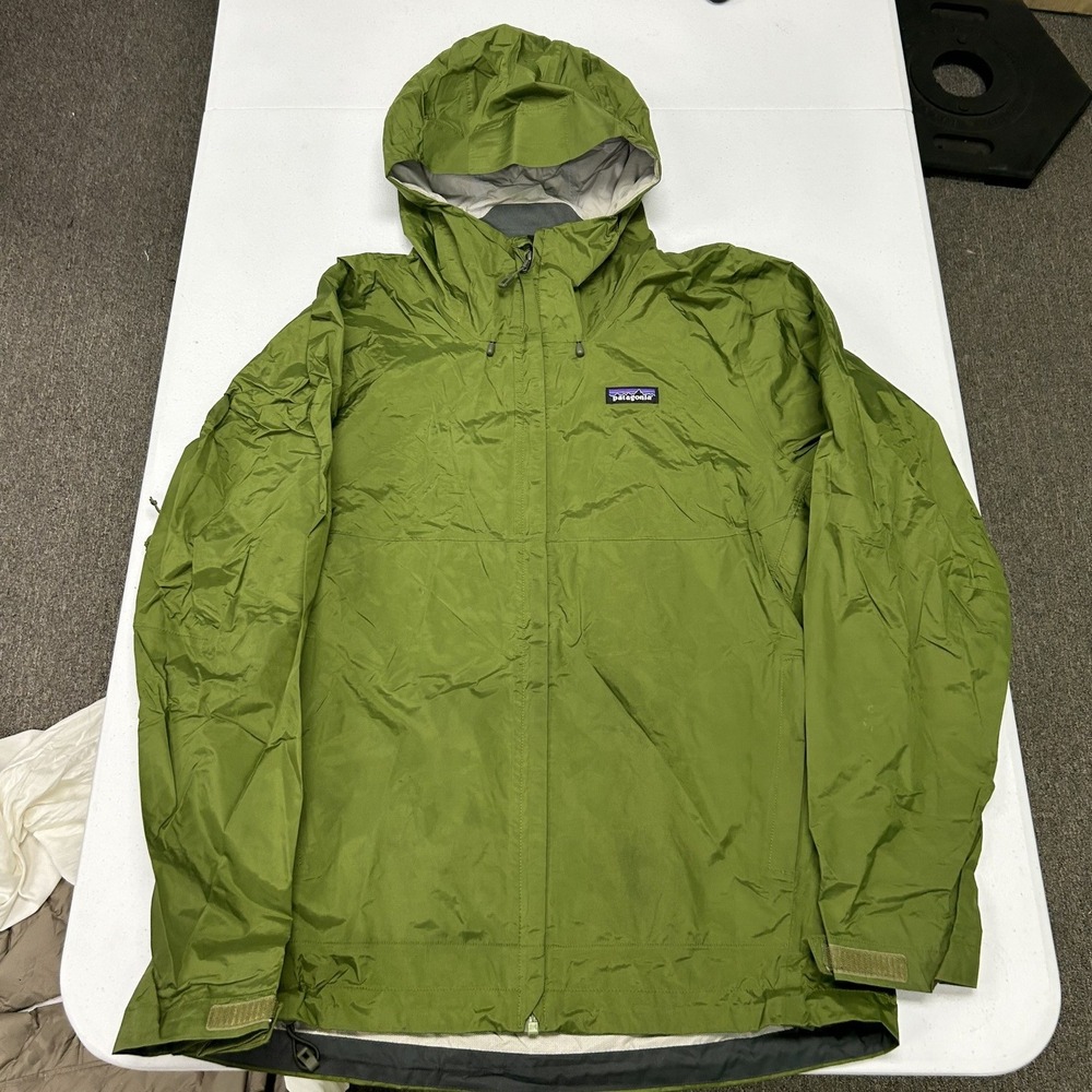 Patagonia Torrentshell Rain Jacket Mens M Green H2No Waterproof Hooded Shell